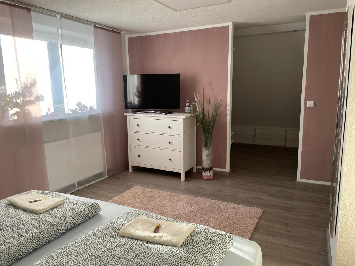 #2 Grosses Zimmer Mit Pool Und Garten Меминген Екстериор снимка