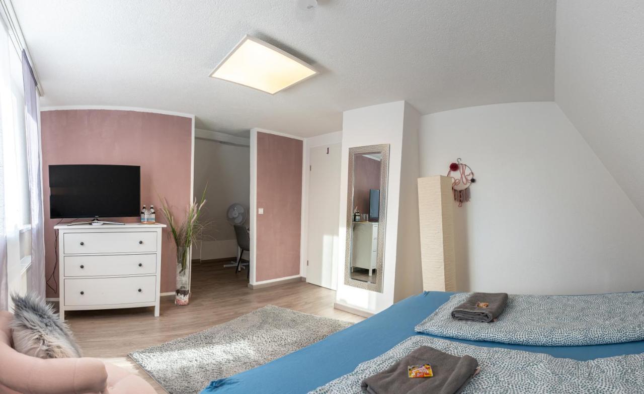 #2 Grosses Zimmer Mit Pool Und Garten Меминген Екстериор снимка