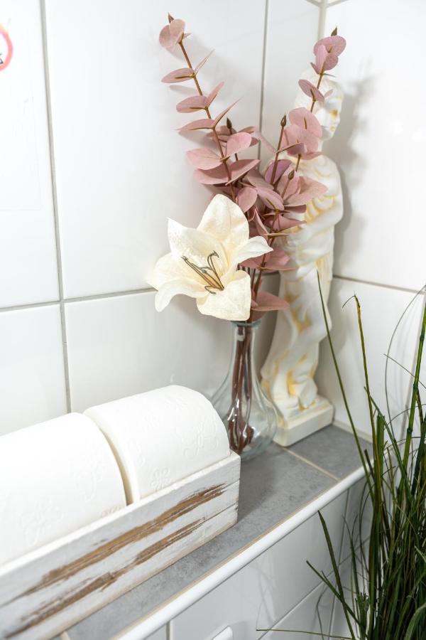 #2 Grosses Zimmer Mit Pool Und Garten Меминген Екстериор снимка