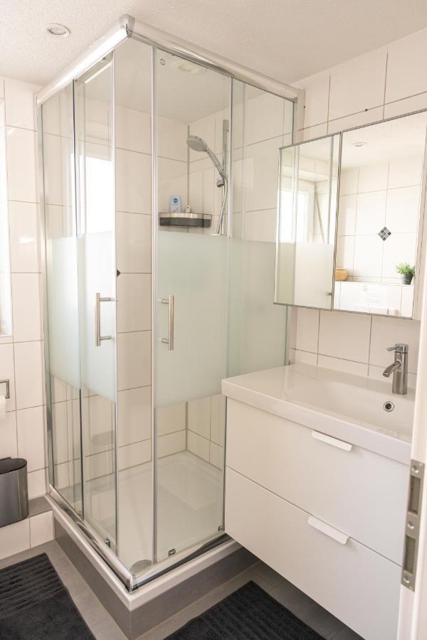 #2 Grosses Zimmer Mit Pool Und Garten Меминген Екстериор снимка